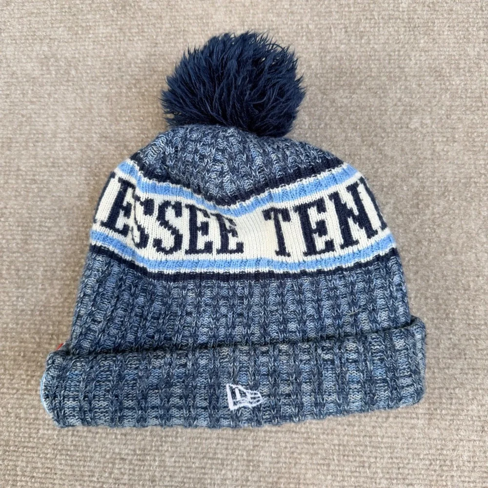 New Era Tennessee Titans Youth Knit Beanie Hat Blue White NFL Pom Fleece Lined